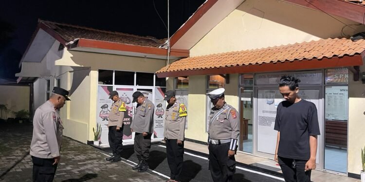 Polsek Kronjo Gelar Patroli Mobile dan Dialogis Antisipasi Guantibmas