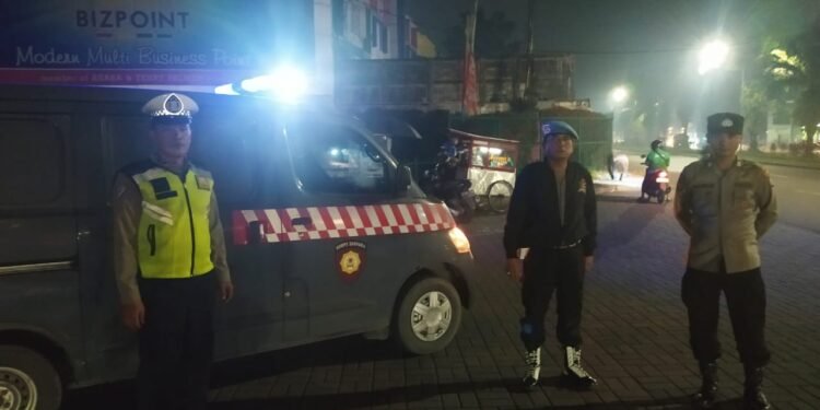 Patroli Malam, Polsek Cikupa Laksanakan Ops Cipkon Antisipasi Gangguan Kamtibmas