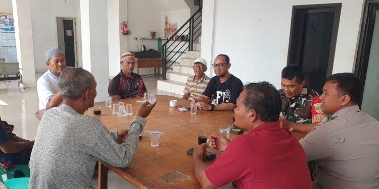 Menjalin Sinergitas, Brigadir Rifki Eka sambangi kantor Desa Tamiang