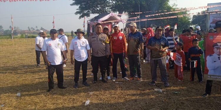 Polsek Kronjo Amankan Kegiatan Jalan Santai HUT RI ke-80 di Desa Waliwis