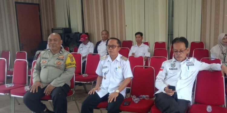 Bhabinkamtibmas Polsek Cikupa Jalin Silaturahmi dengan Camat dan Aparatur Pemerintahan Kecamatan Cikupa