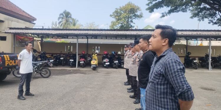 Apel Pagi,Kanit Intelkam Polsek Rangkasbitung Polres Lebak Berikan  APP