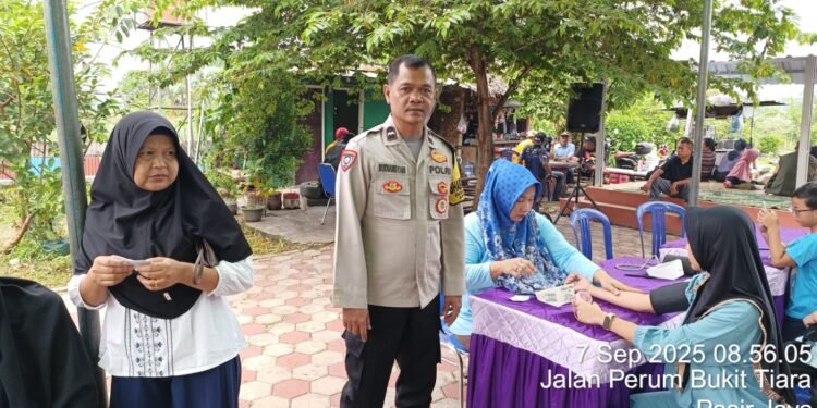 Polsek Cikupa Hadiri Pemeriksaan Kesehatan Gratis dan Lomba Mancing di Desa Pasir Jaya