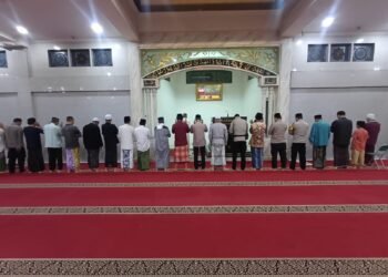 Polsek Cikupa Gelar Subuh Keliling di Masjid Jami Nurrohman Talagasari
