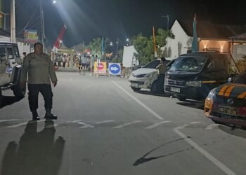 Anggota Polsek Rangkasbitung Polres Lebak Giat Pengamanan Maulid Nabi Muhammad.SAW di Masjid Amsor
