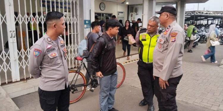 Polsek Tigaraksa Gelar Patroli dan Monitoring Antisipasi Keberangkatan Pelajar ke Jakarta