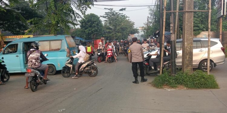 Personel Polsek Tigaraksa Laksanakan Protap Gatur Lalin Pagi Hari
