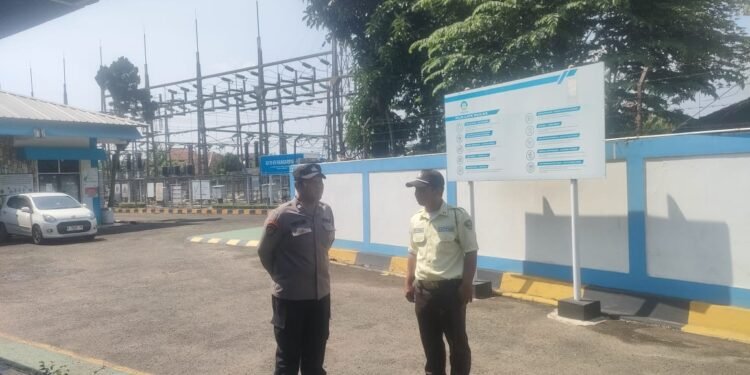 Pastikan Aman,Kanit Sabhara Polsek Rangkasbitung Polres Lebak Patroli Ke PLN Gardu Induk