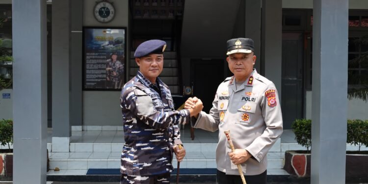 Pererat Sinergi, Kapolda Banten Laksanakan Silaturahmi ke Lanal Banten