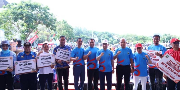 Semarak HUT ke-25 Provinsi Banten, Kapolda Banten Dorong Masyarakat Hidup Sehat Dan Kompak