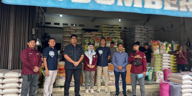 Cegah Kenaikan Harga, Polda Banten Tinjau Harga Beras di Serang