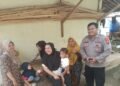 Bhabinkamtibmas Polsek Gunungkencana Sambang Warga Desa Sukanegara dan Sampikan Pesan Kamtibmas