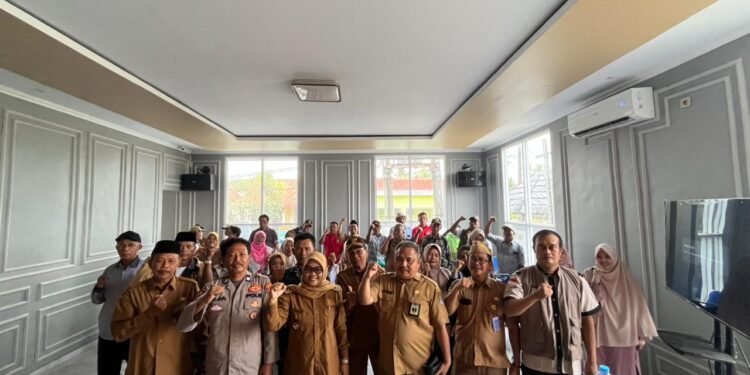 Polsek Kronjo Dukung Musrenbang untuk Pembangunan Desa Kronjo