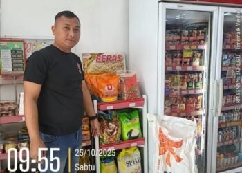 Unit Krimsus Satreskrim Polresta Tangerang Cek Harga Beras di Minimarket