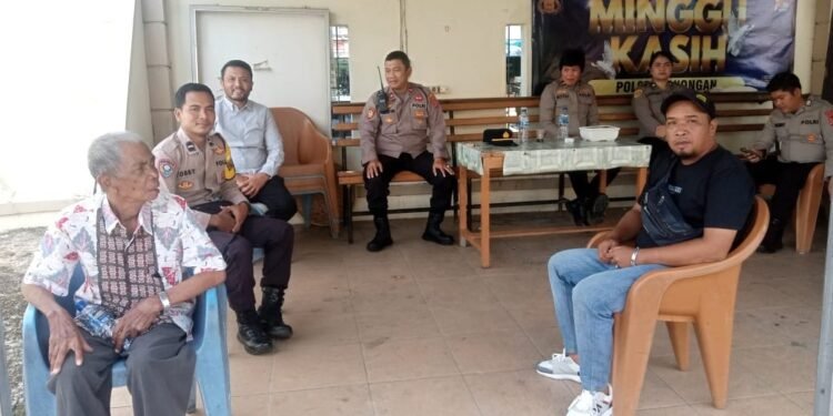 Polsek Panongan Gelar Program Minggu Kasih di Gereja GBCR Citra Raya