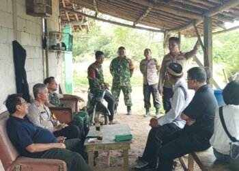 Polsek Panongan Gelar Sambang & NGARIUNG, Perkuat Sinergitas dan Keamanan Lingkungan di Desa Ranca Iyuh