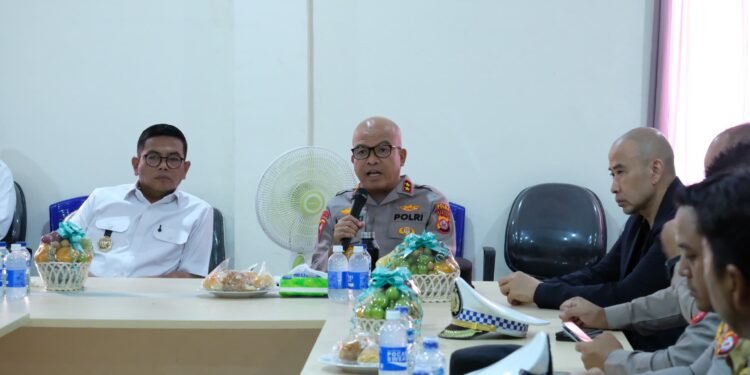 Kapolda dan Gubernur Tinjau Pengaturan Operasional Truk Tambang di Cilegon