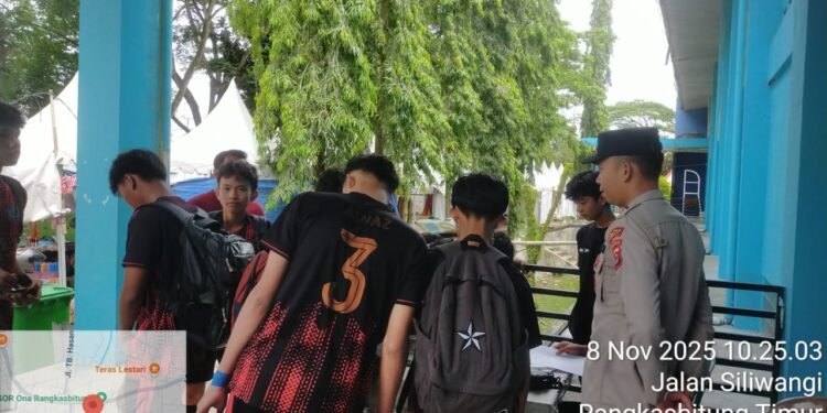 Polsek Rangkasbitung Polres Lebak Temui Peserta Futsal Sampaikan Pesan Kamtibmas