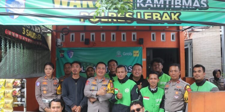 Perkuat Kemitraan, Kapolres Lebak Resmikan Bengkel dan Warung Ojol Kamtibmas