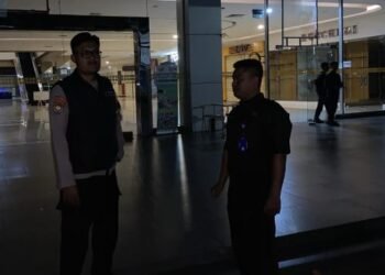 Bhabinkamtibmas Ramanuju Patroli Dialogis, Sapa Satpam City Mall dan Beri Himbauan Kamtibmas