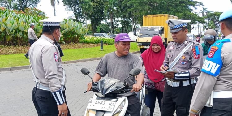 Operasi Zebra Hari ke-10, Satlantas Polresta Tangerang Tegur 342 Pengendara