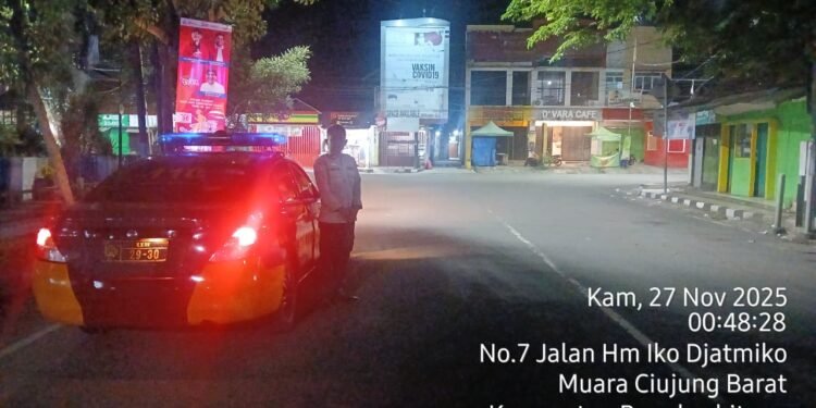 Polsek Rangkasbitung Polres Lebak Patroli Dialogis di Simpang Tiga Bank BRI