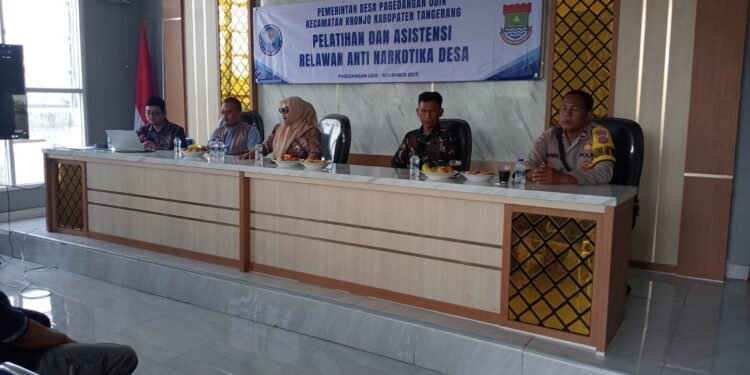 POLSEK KRONJO HADIRI PELATIHAN DAN ASISTENSI RELAWAN ANTI NARKOTIKA DI DESA PAGEDANGAN UDIK