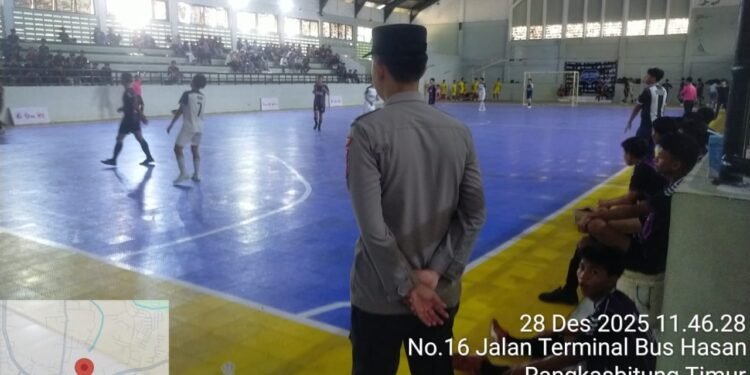 Personil Polsek Rangkasbitung Polres Lebak Giat Patroli dan Monitoring Turnamen Futsal Antar SMK