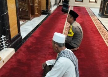 Polsek Pasar Kemis Gelar Subuh Keliling, Pererat Silaturahmi dengan Jamaah Masjid Nurul Yaqien