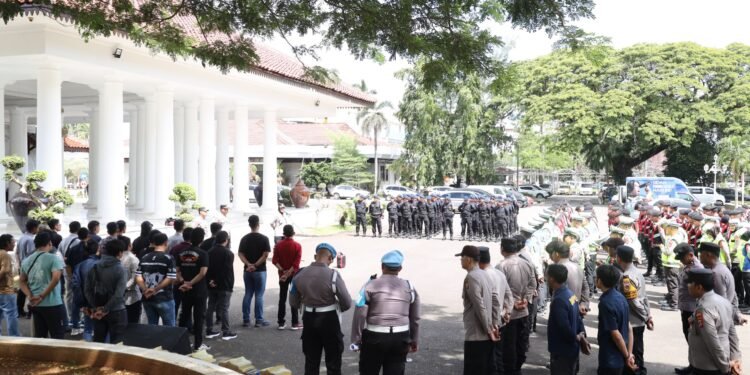 Polda Banten Amankan Festival Musik Sound of BCF 2025