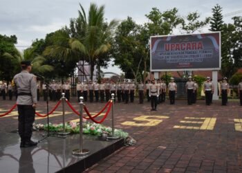 Kapolres Lebak Pimpin Upacara Kenaikan Pangkat Personel Polres Lebak Periode 1 Januari 2025